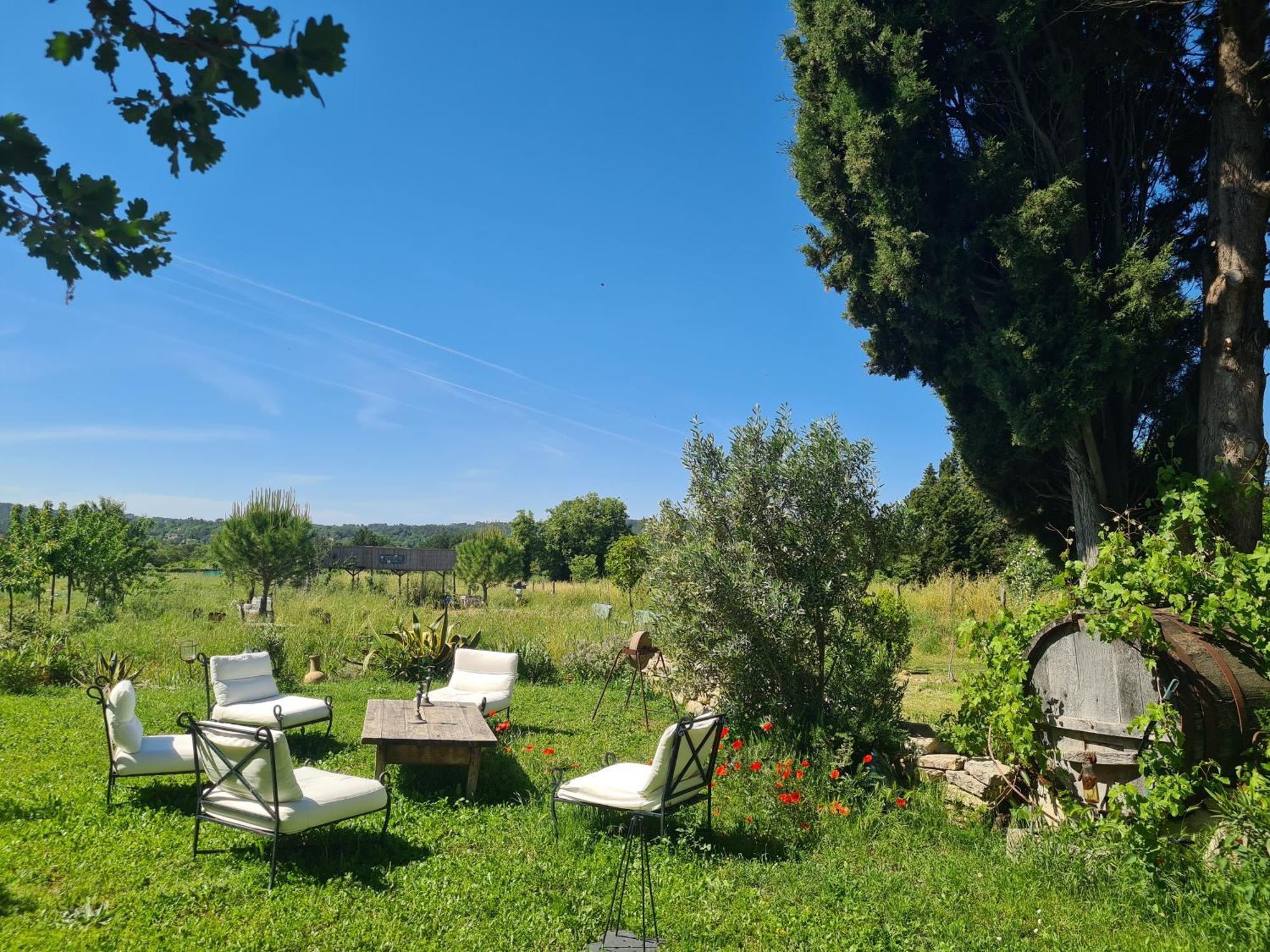 Вилла La Ferme Constantin Фаянс Экстерьер фото